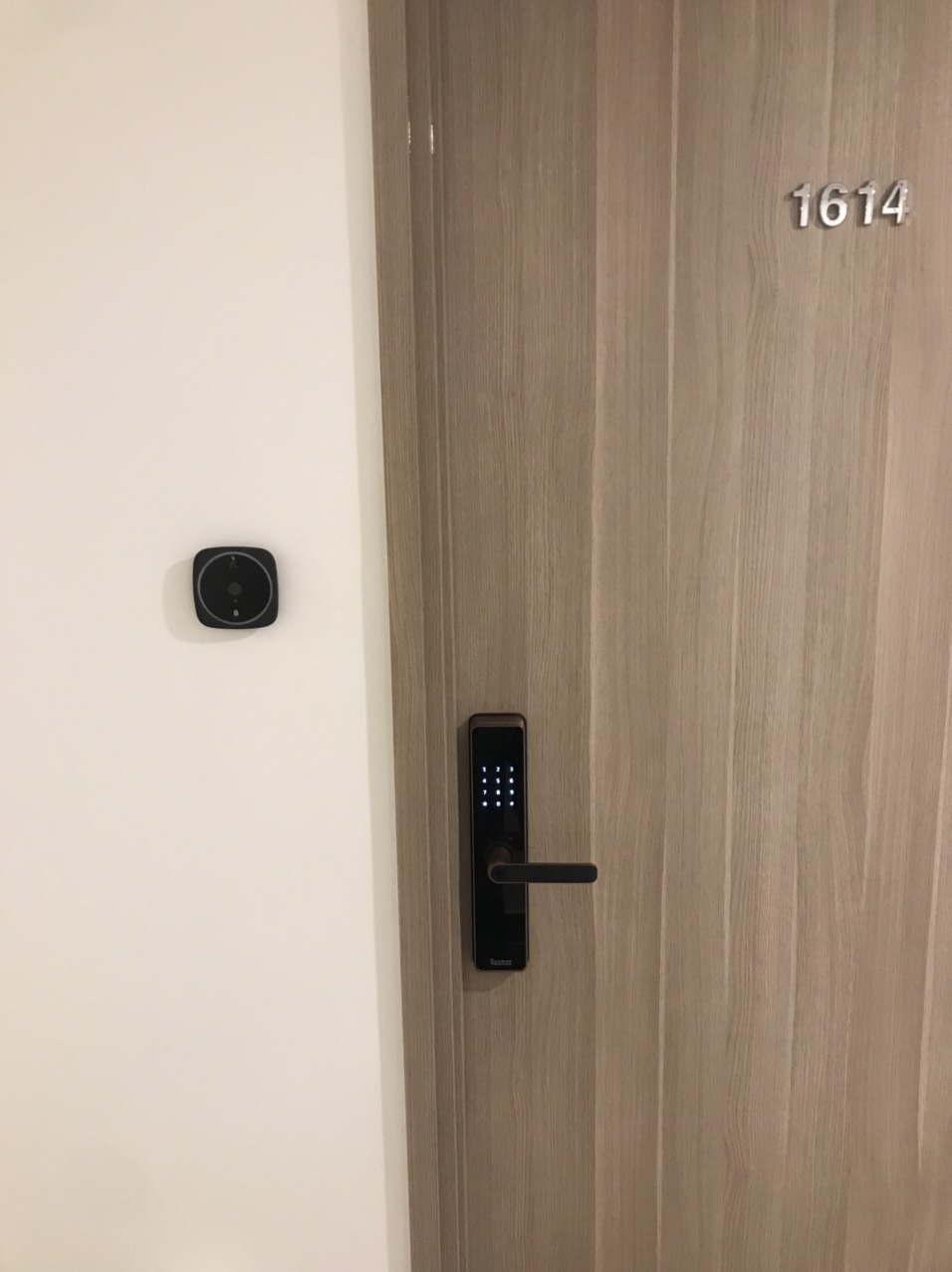 Lắp đặt khóa cửa 5 chức năng Raamos R450 tại Vinhomes Smart City phường Tây Mỗ và Đại Mỗ quận Nam Từ Liêm